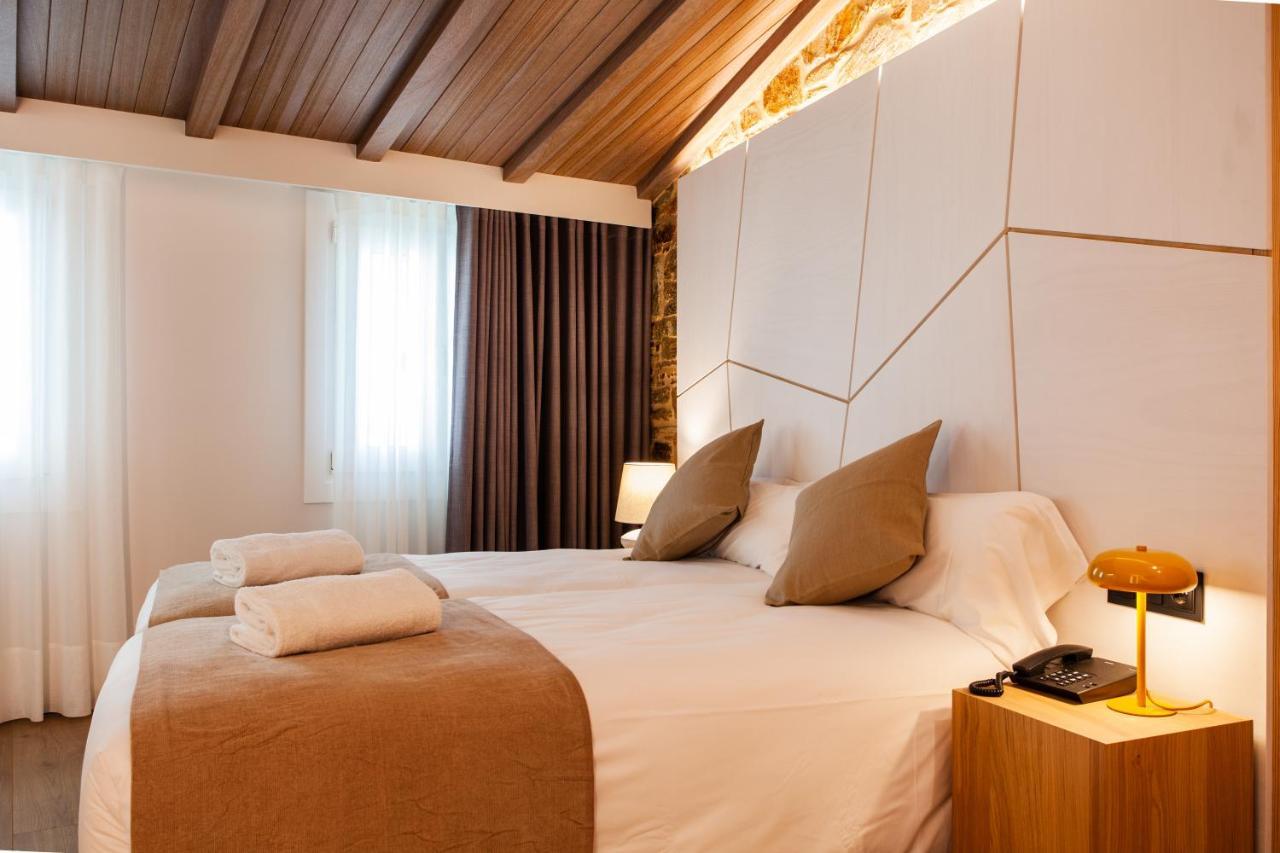 Hotel Plaza Obradoiro By Bossh! Hotels Santiago de Compostela Bagian luar foto