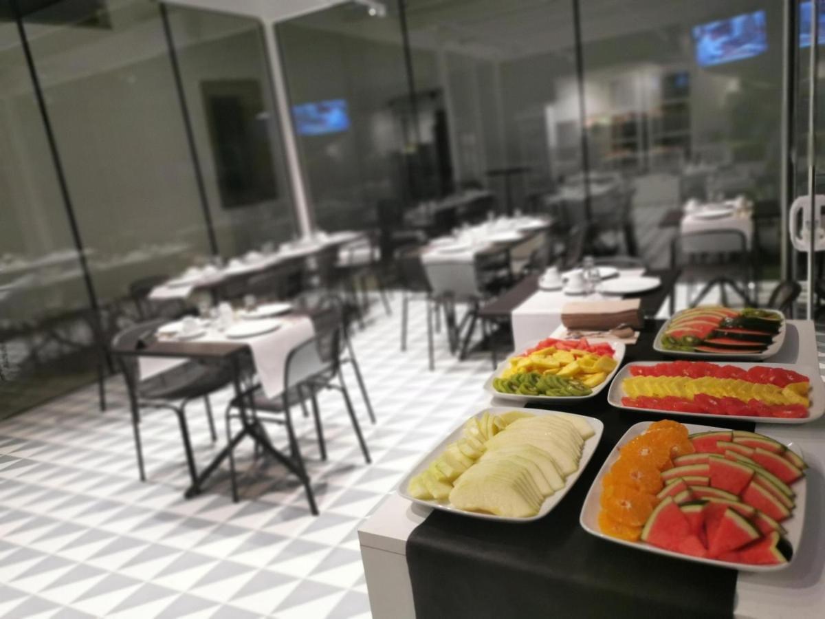 Hotel Plaza Obradoiro By Bossh! Hotels Santiago de Compostela Bagian luar foto