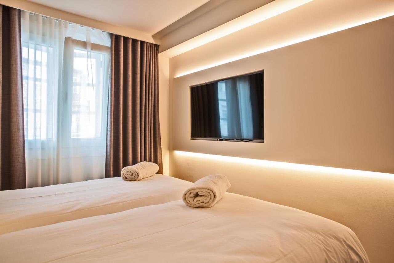 Hotel Plaza Obradoiro By Bossh! Hotels Santiago de Compostela Bagian luar foto