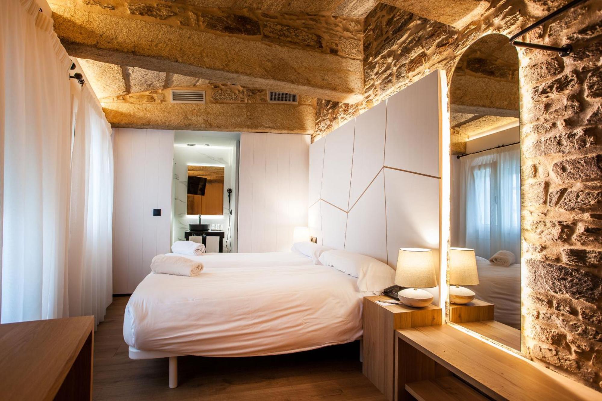 Hotel Plaza Obradoiro By Bossh! Hotels Santiago de Compostela Bagian luar foto